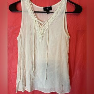 womens medium white tank with tie in the front